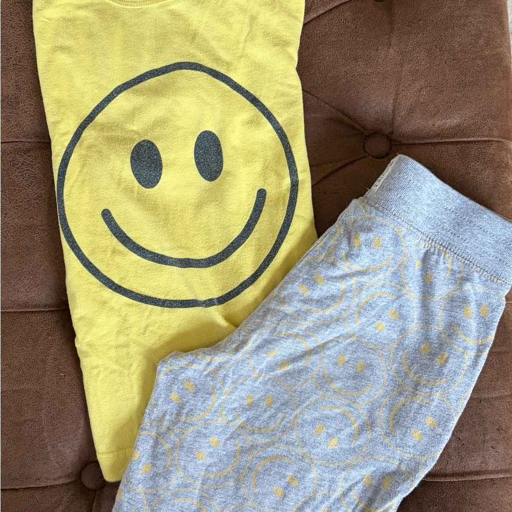 GAP Smiley Face Yellow and Gray Kids Outfit